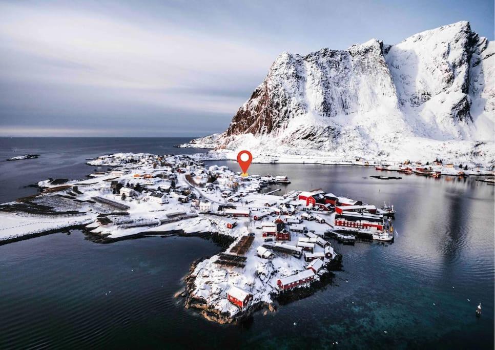 Reine Front View - Mountain & Seaview Villa Eksteriør billede